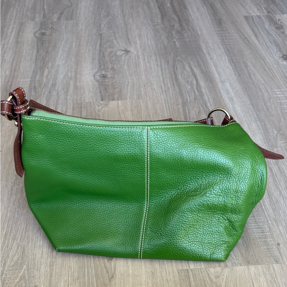 Dooney & Bourke Vibrant Green Mary Bag - Picture 4 of 10